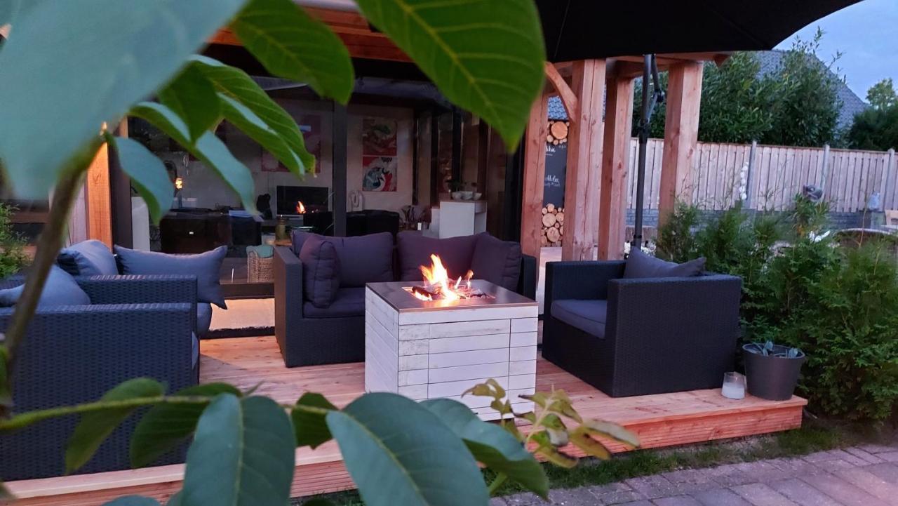 B&B Bij Vincent Nieuw-Amsterdam Exteriér fotografie